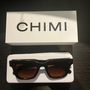 Chimi 04 brown - Säljer nu mina chimi glasögon skick 9/10 inga defekter, nypris 1300