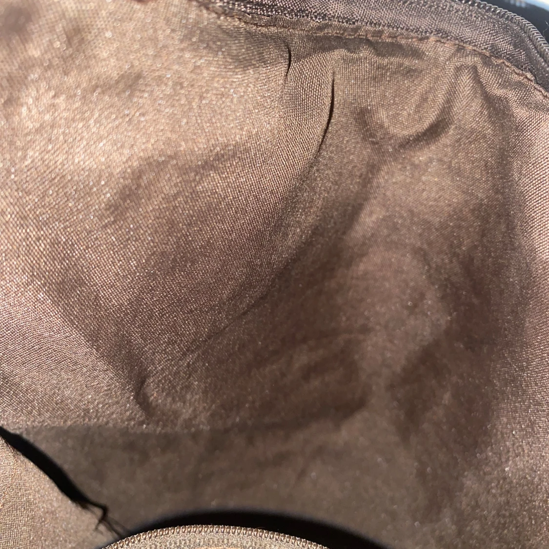 Brun stickad axelväska - 92