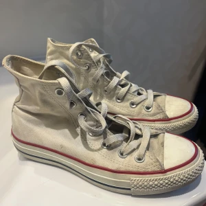 Vita converse skor  - Vite convers skor 