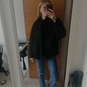 Bomberjacka - Samma material som en kappa, 