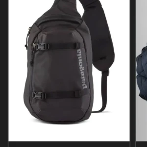 Patagonia sling 8L - Köpt för några veckor sen, använts 2 gånger, kvitto finns. Som ny (köpt på Naturkompaniet för 699)