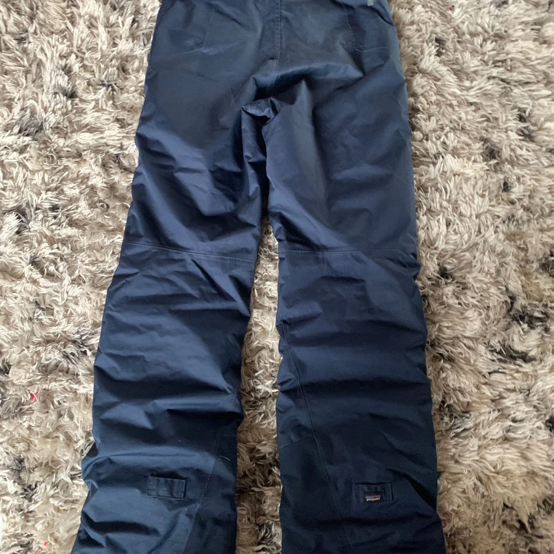  Mörkblå patagonia överdrags byxor - 90