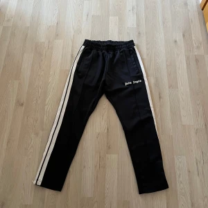 Palm angels byxor - Använda Max 5 ggr 