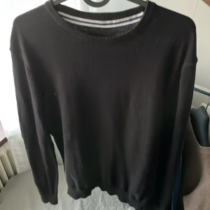 Pier one tröja  - Skick 10/10  Nypris 899  Mitt pris 250