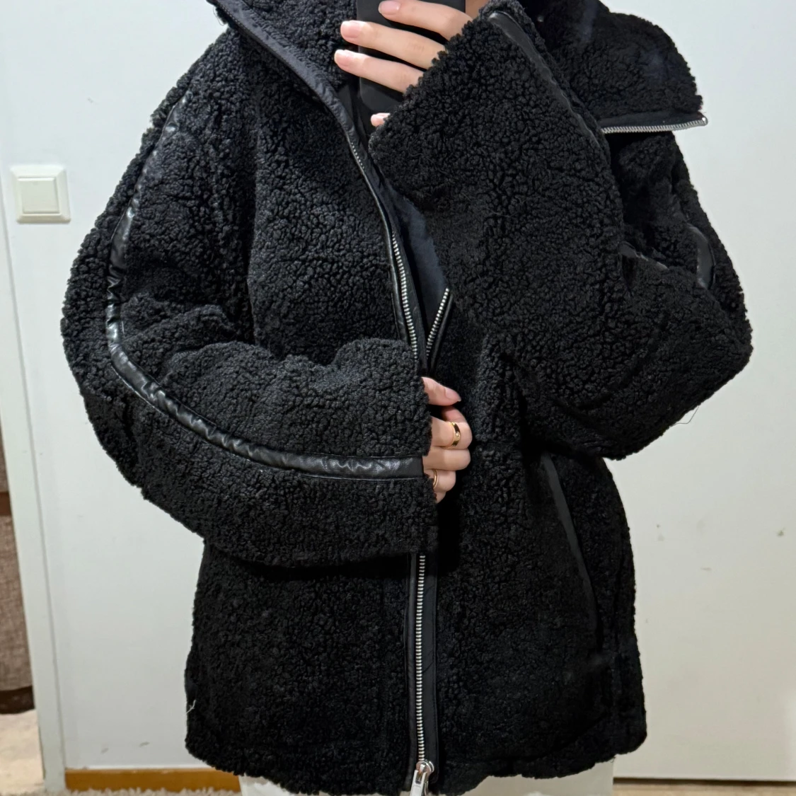 H&M Teddy jacka - svart - 90