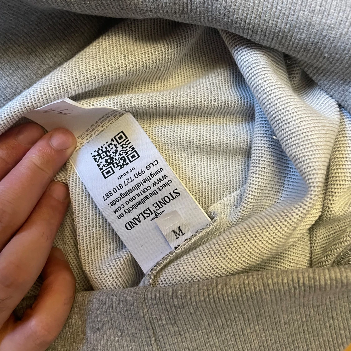 Grå tröja från Stone Island - 2