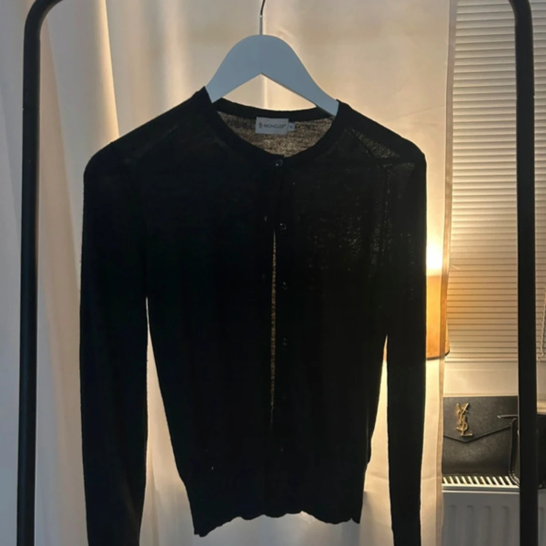 Mörkgrå kofta från Moncler