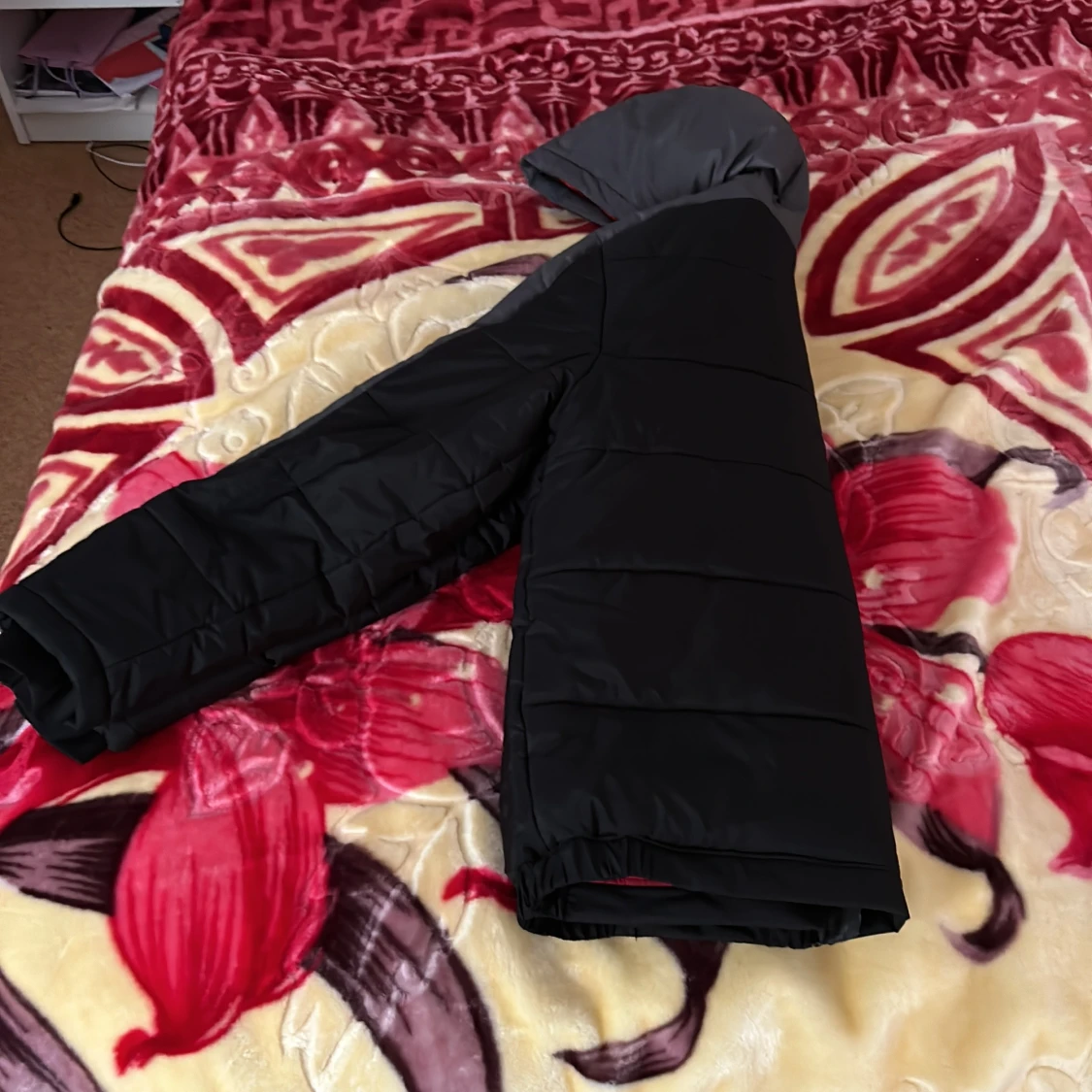 Svart pufferjacka från Nike - 1