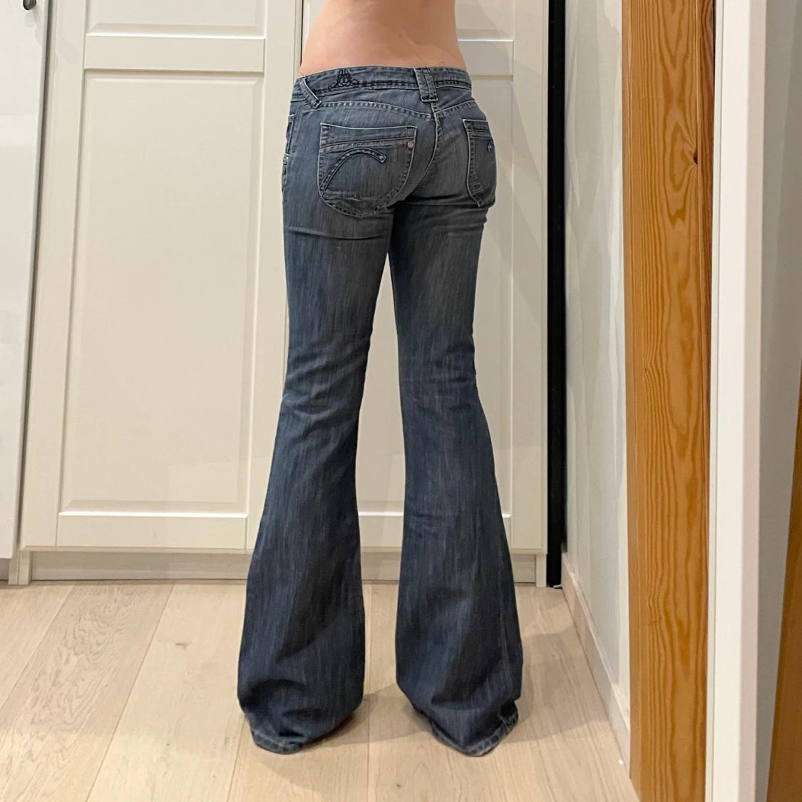 Lågmidjade bootcut jeans🤩 - 1