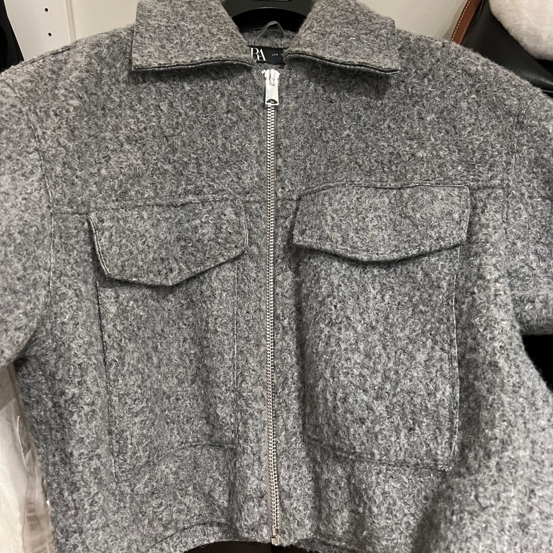 Grå ulljacka från Zara - 1