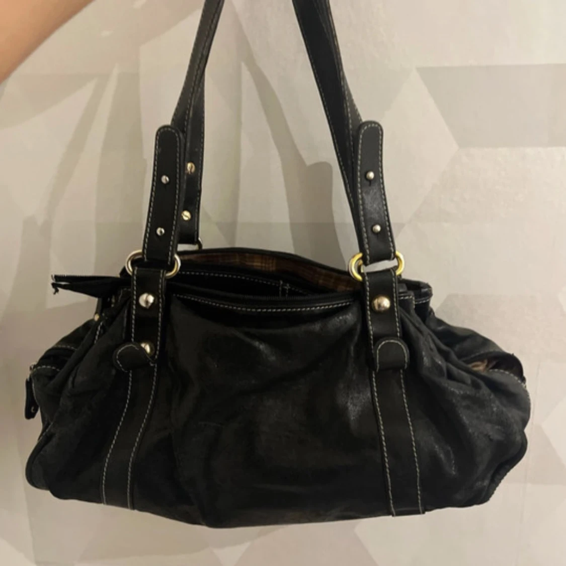 Svart skinnväska från Miu Miu - 1