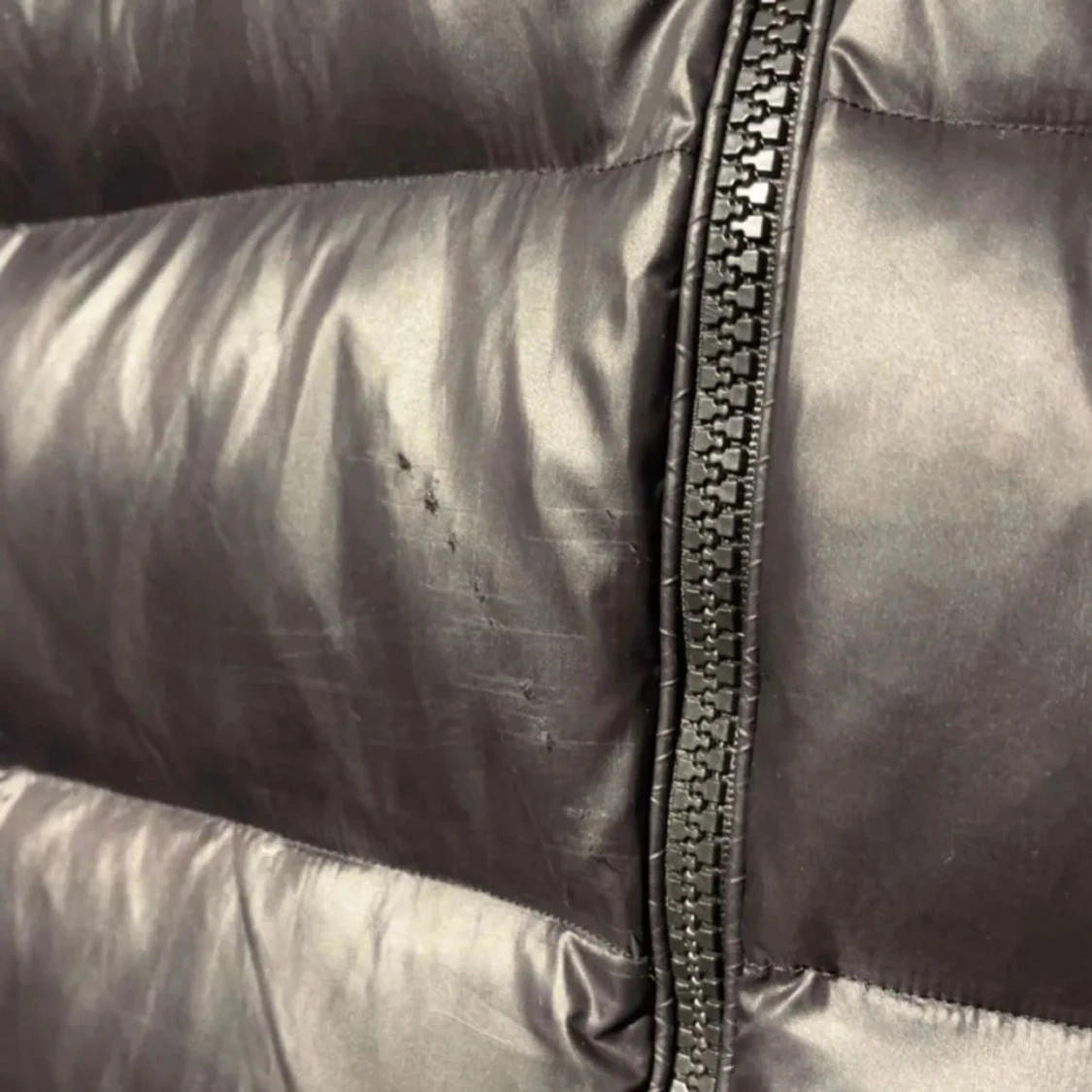 Svart pufferjacka från Moncler - 2