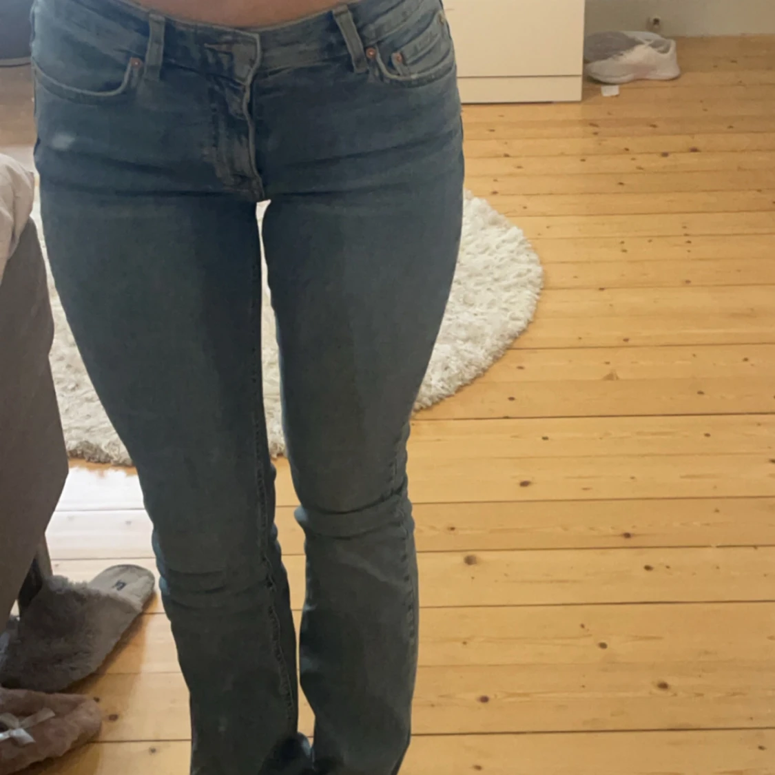 Blå jeans med bootcut - 2