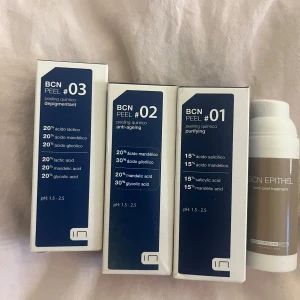 BCN Peel och Post-Peel Treatment - Set med BCN Peel produkter: #01 Purifying med salicylsyra, #02 Anti-ageing med mandelsyra, #03 Depigmentant med mjölksyra, samt BCN Epithél post-peel behandling. Perfekt för kemisk peeling och eftervård.