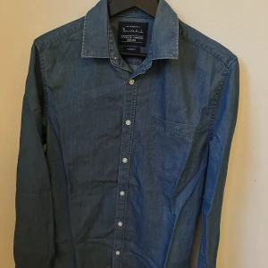 Bondelid, Skjorta, Strl S - Fint skick. Behöver strykas/steamas.
