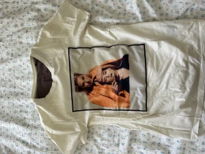 Limitato T-shirt  - Limitato tröja 