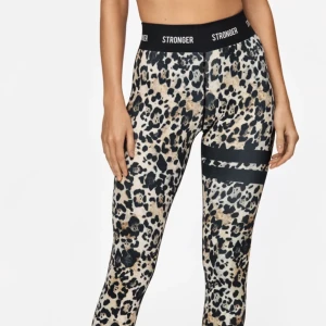 Stronger tights  - Säljer mina stronger tights i storlek xs❤️