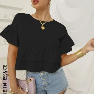 Topp med volanger  - Svart topp med volanger på ärmarna  Storlek L, passar som M Från Shein Se exempel på bilderna 