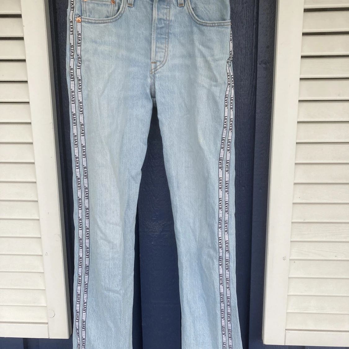 Levis 501 W24 L30 - 91