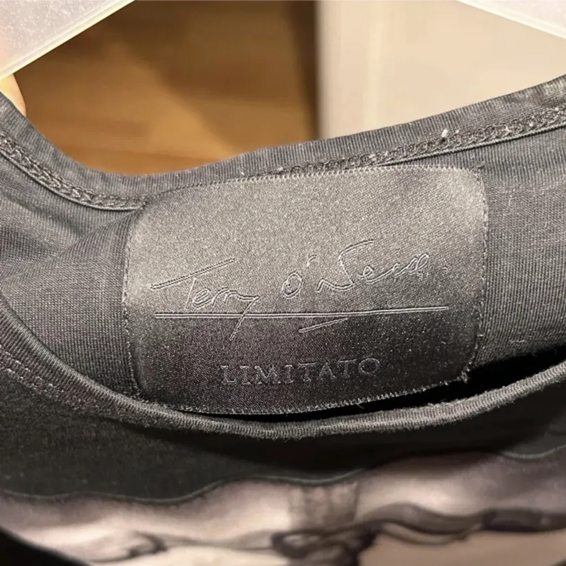 Limitato t shirt S  - 90