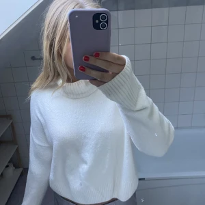 Other stories tröja - Så fin otherstoris tröja som används endast 2 gånger🙏🏼💗 kom privat för frågor⭐️💗🥰passar s!