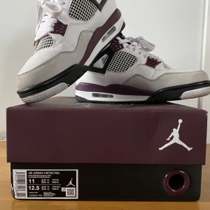 Jordan 4 / PSG - Använder inte längre och vill bli av med de.  Storlek 45, Använda några fåtal gånger, Kvitto ingår ej men boxen ingår!