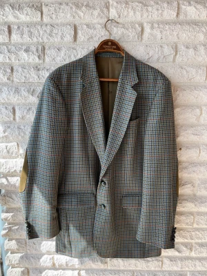 Burberry blazer - Bättre begagnad Burberry Blazer i storlek 54.