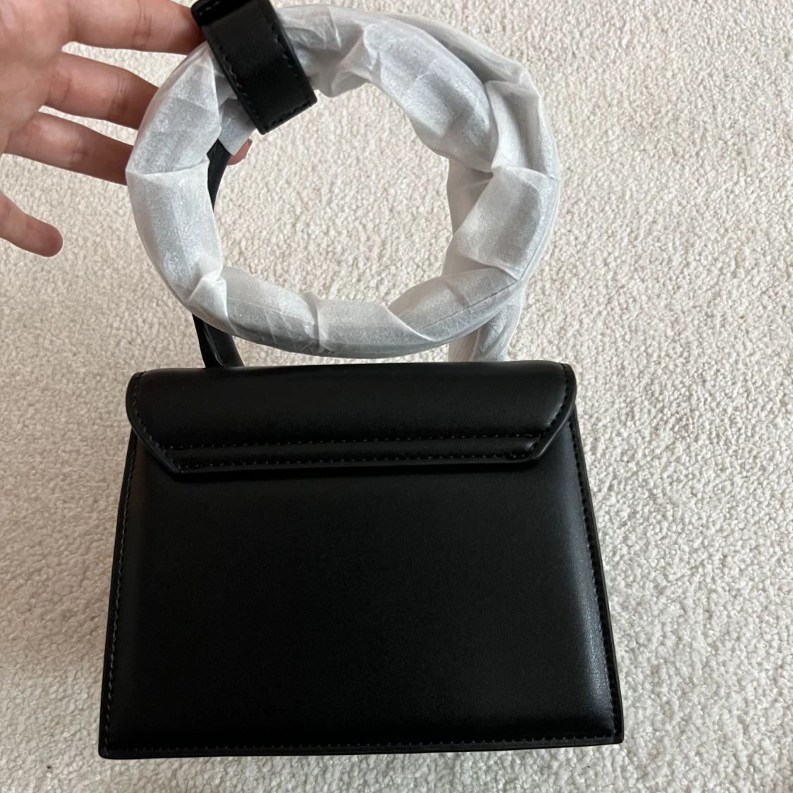 KOPIA svart jacquemus väska  - 91