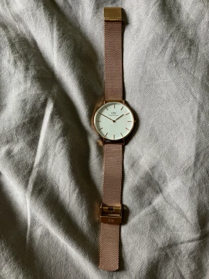 Klocka  - Klockor från daniel wellington. 150kr styck och 200 för båda 