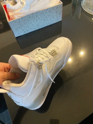 Jordan 4’s Oreo - Jordan 4’s Oreo Till Salu Storlek 44 1599kr 