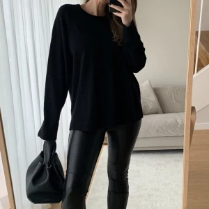 Kashmir tröja Arket - Säljer denna