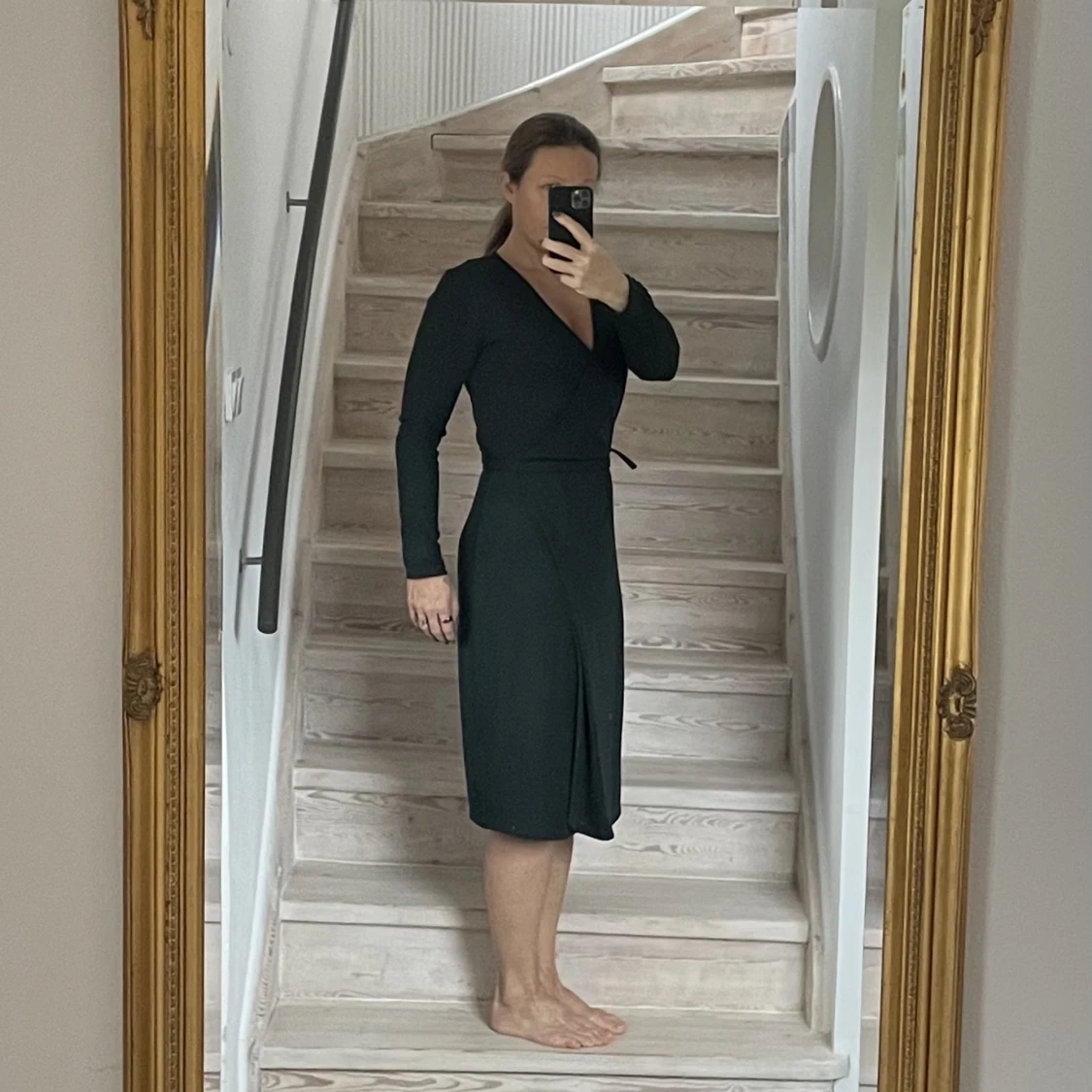 Omlottklänning med knytband