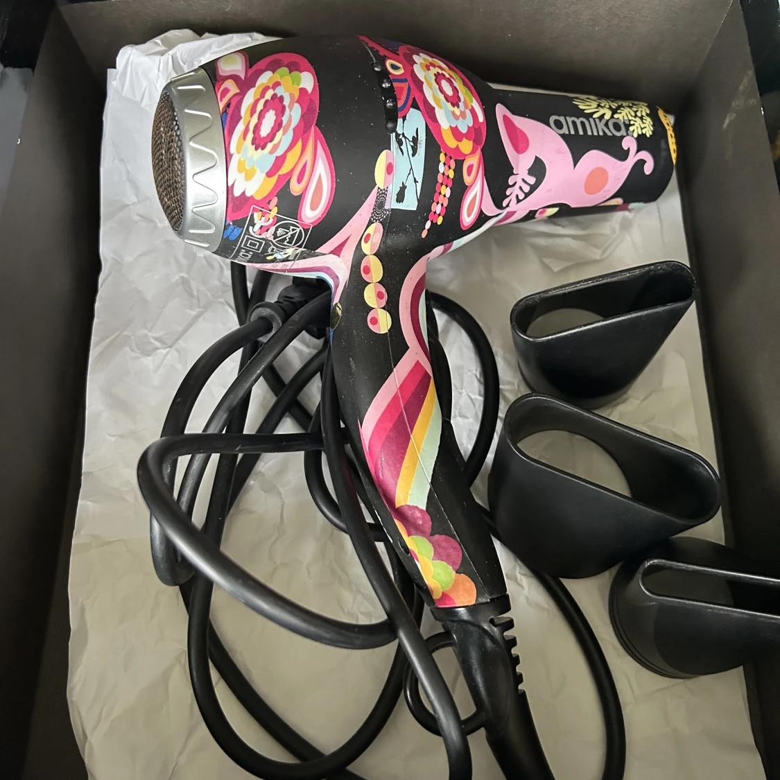 Hårfön från AMIKA - 90