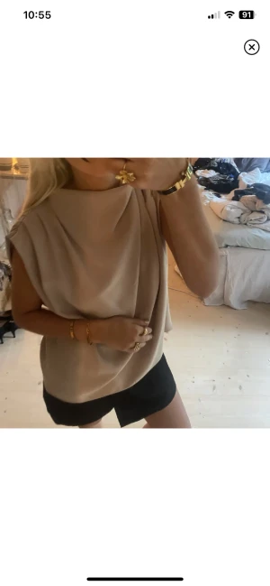 topp - superfin beige tröja💕