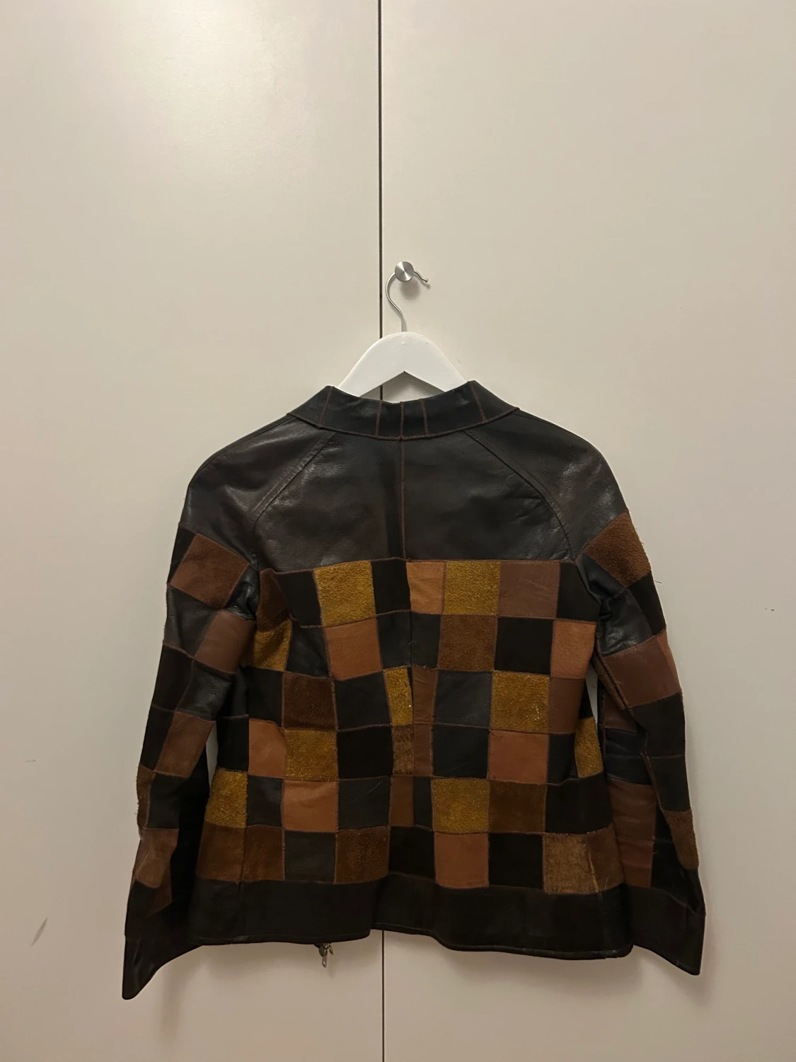 Skinnjacka med patches - 90