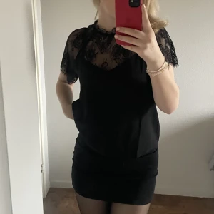 Blus  - Jätte fin blus från Jdy. Den är slutsåld. Den är i bra skick och knappt använd.Kom privat för mer info.