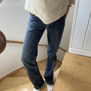 Jeans - Lågmidjade jeans från zara som inte längre går att få tag på