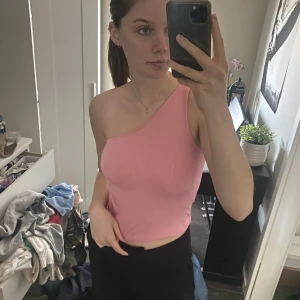 Rosa topp  - Jättesöt topp från Gina 