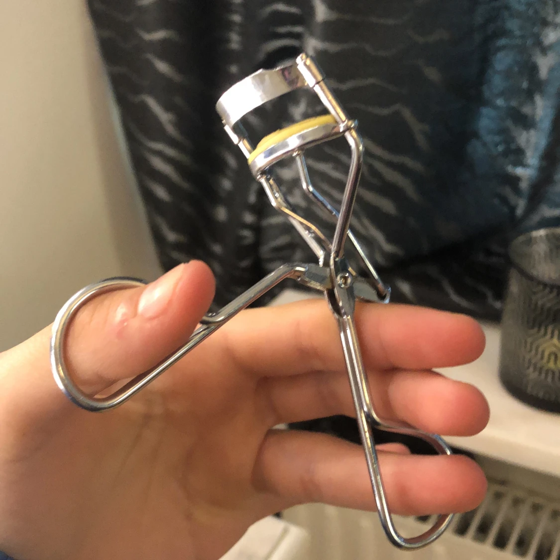 En ögonfrans böjare - 90