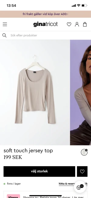 Långärmad tröja - Säljer den här jättepopulära tröjan från Gina tricot! Den är jätteskön och säljer för den är för stor för mig 
