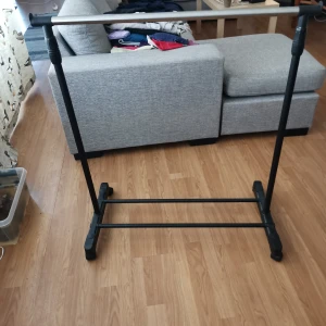 Klädhängare höj bar sänk bar - Klädhängare höj bar sänk bar