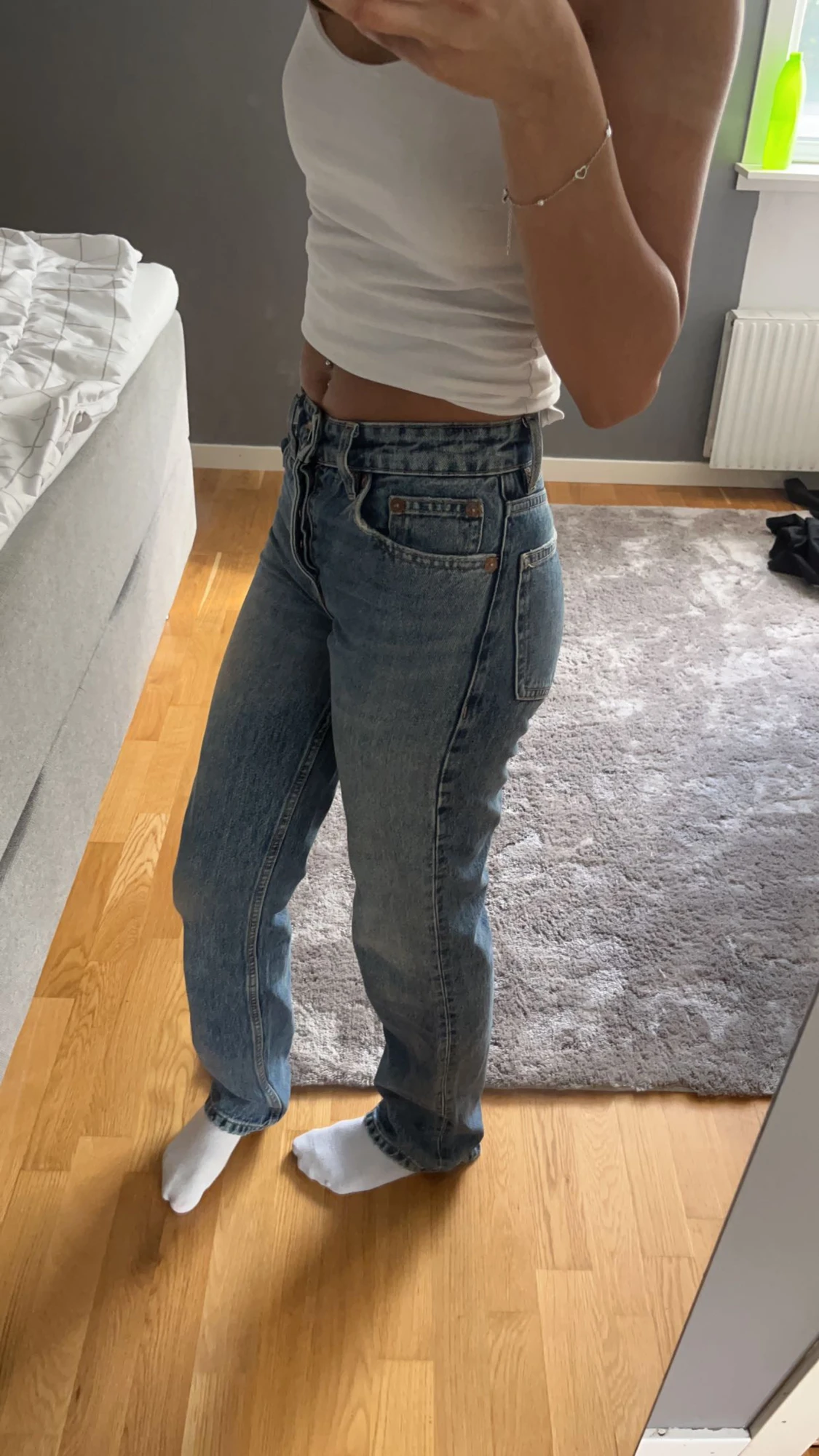 Zara mid waist jeans - 90