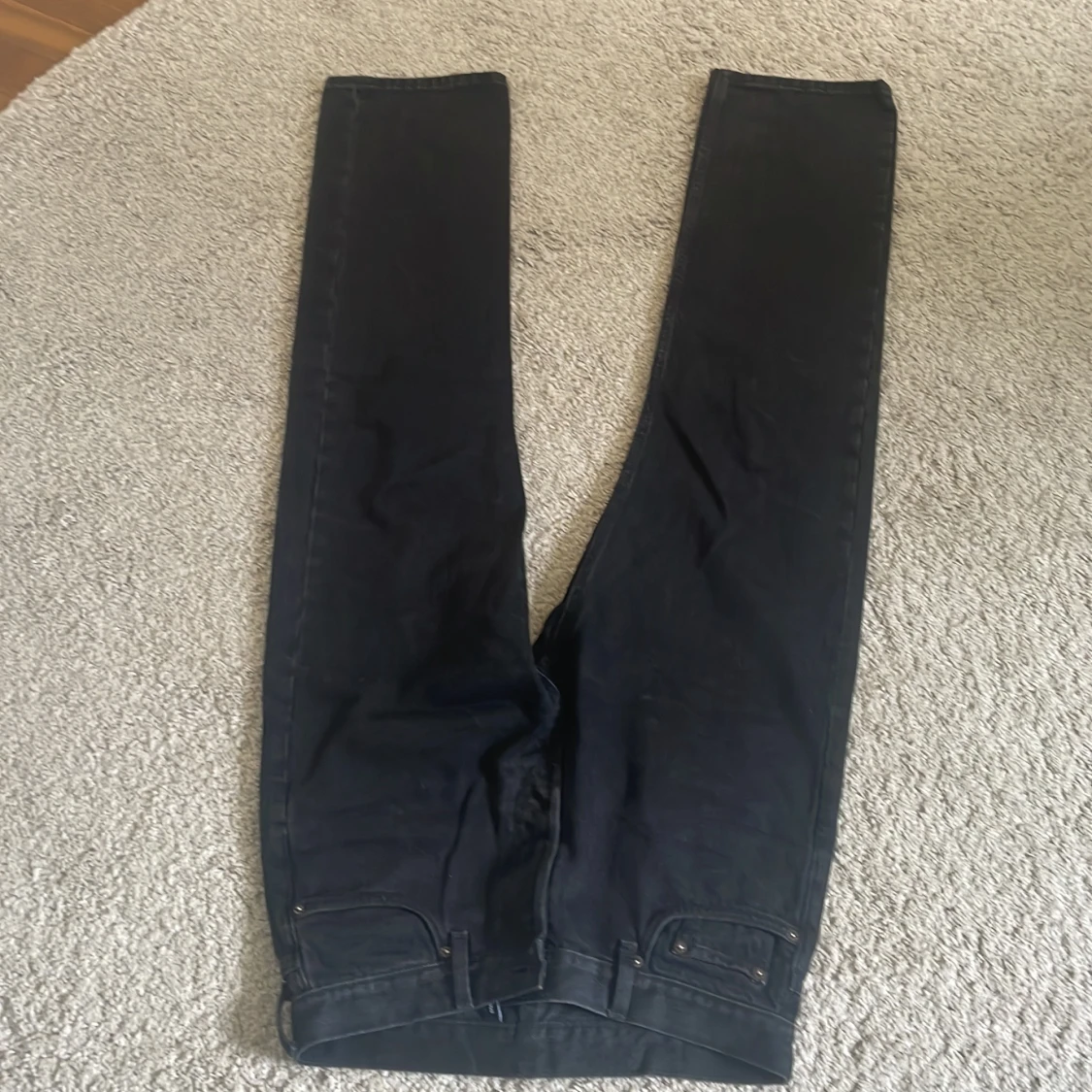 Svarta weekday space jeans  - 90