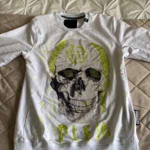 Philipp plein - En enkel tröja, köparen står för frakt