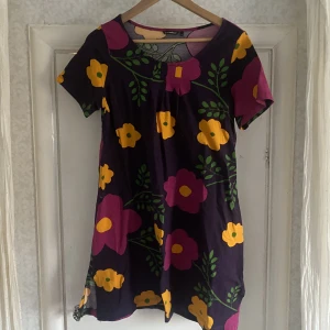Marimekko klänning - Marimekko klänning i storlek M🤍 Tryck gärna på köp nu🤍