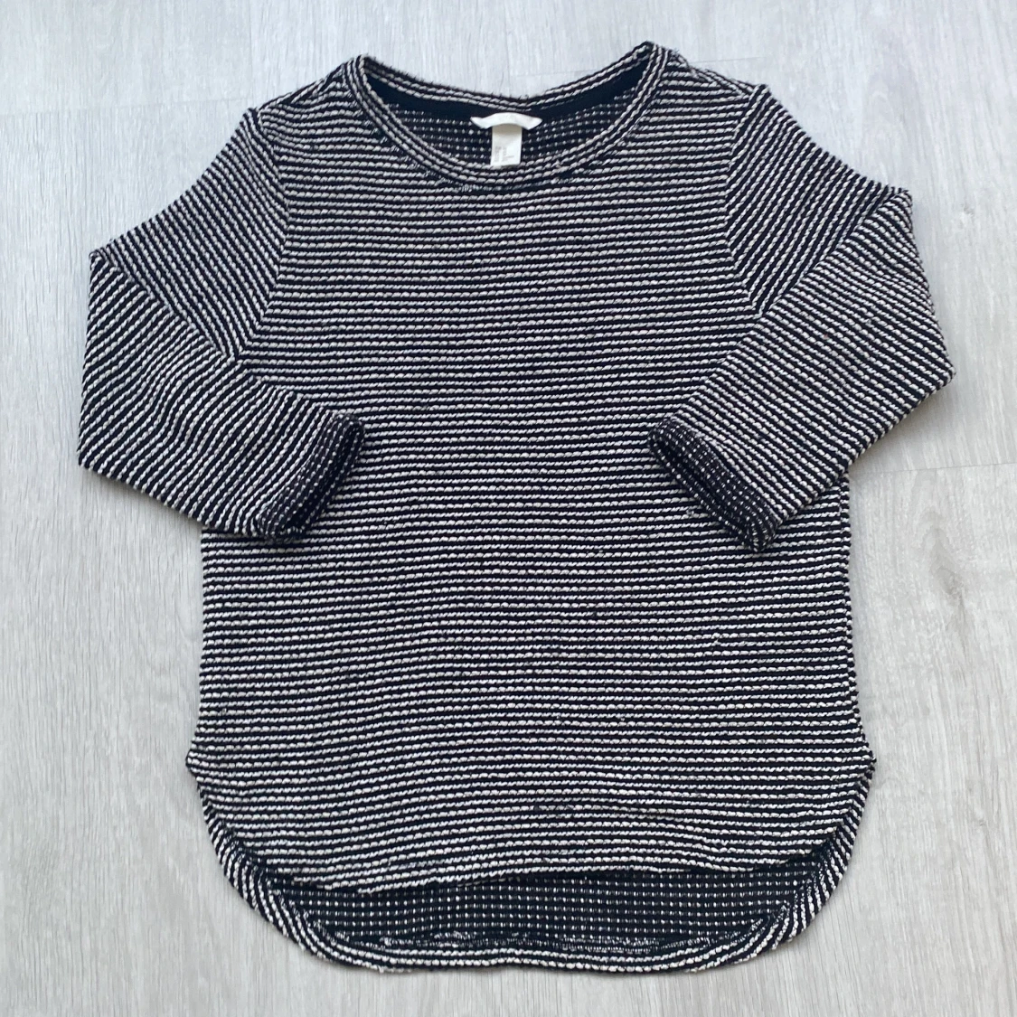 Randig stickad tröja💕 - 90