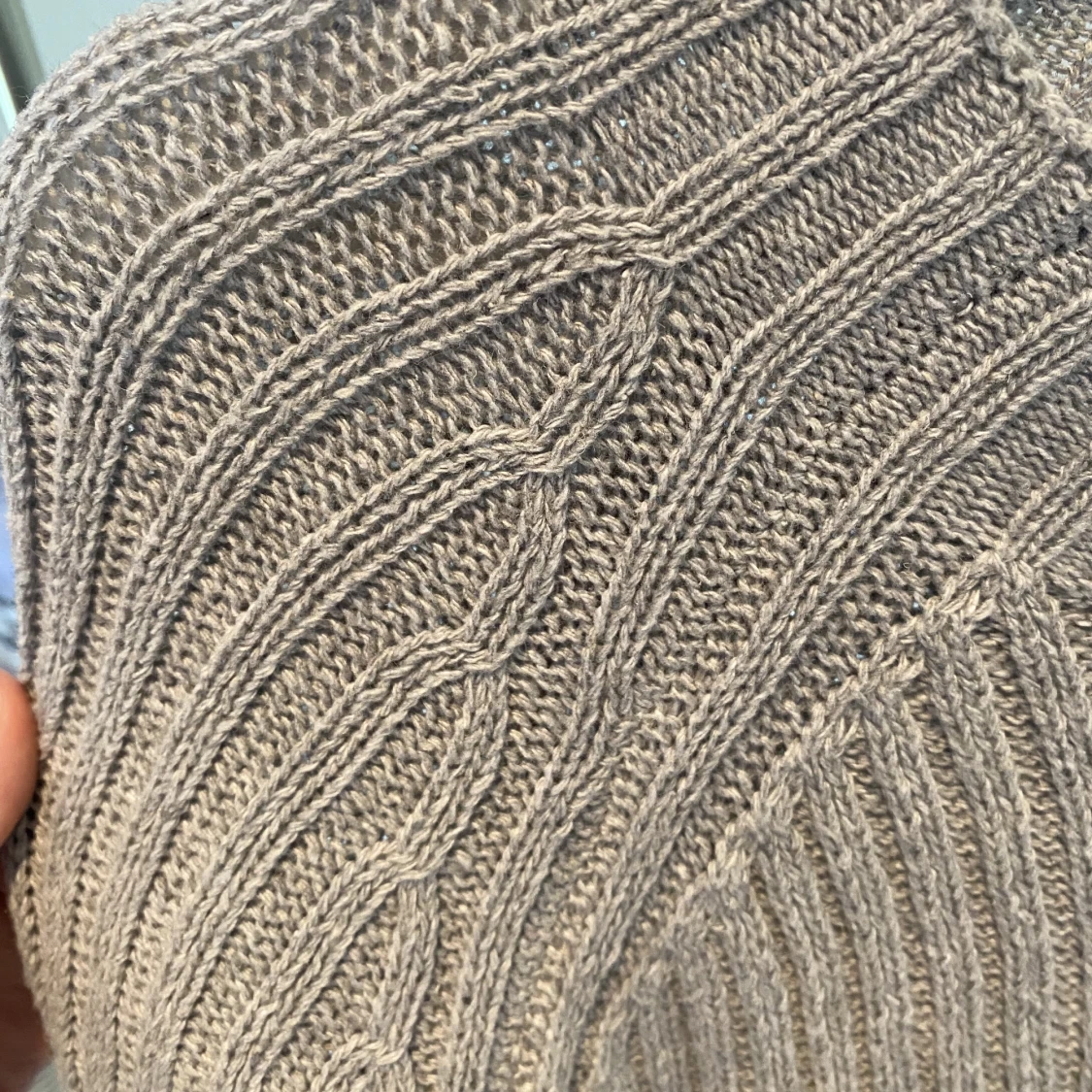 Stickad grå tröja - 91