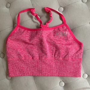 Sportbh - Sportbh från ICIW i färgen rose pink, storlek xs, bara använda en gång, utan skavanker 