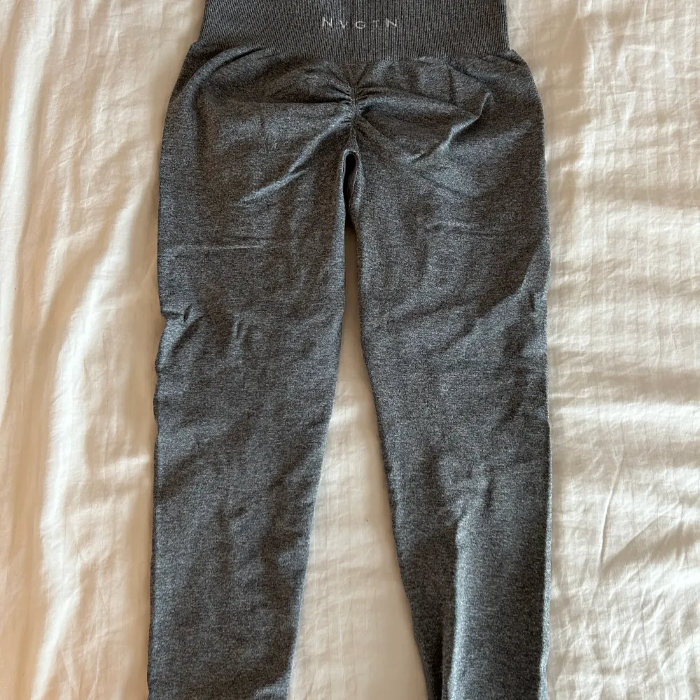 Black Speckled Scrunch Seamless Leggings  Ordinariepris: 599kr. Jeans & Byxor.