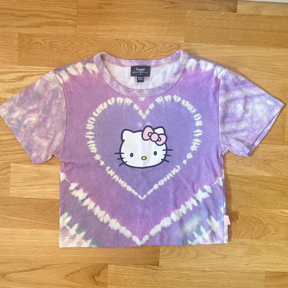 Hello kitty croptop